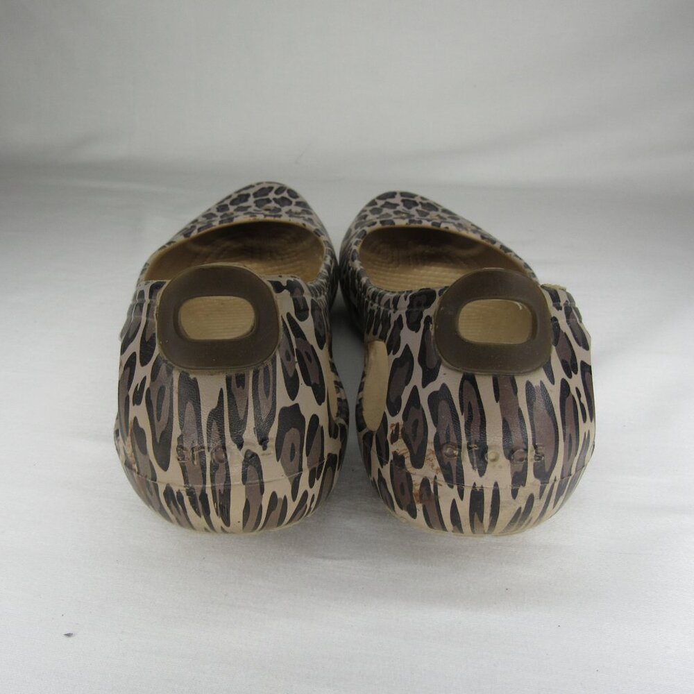 Crocs KADEE Leopard Print Slip on Loafer Shoe Women's 8 - Picture 4 of 10
